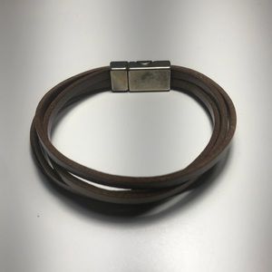 Leather bracelet
